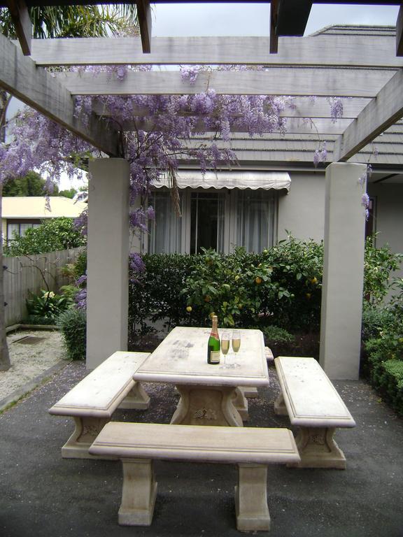 Lodge Bordeaux Whangarei Bagian luar foto