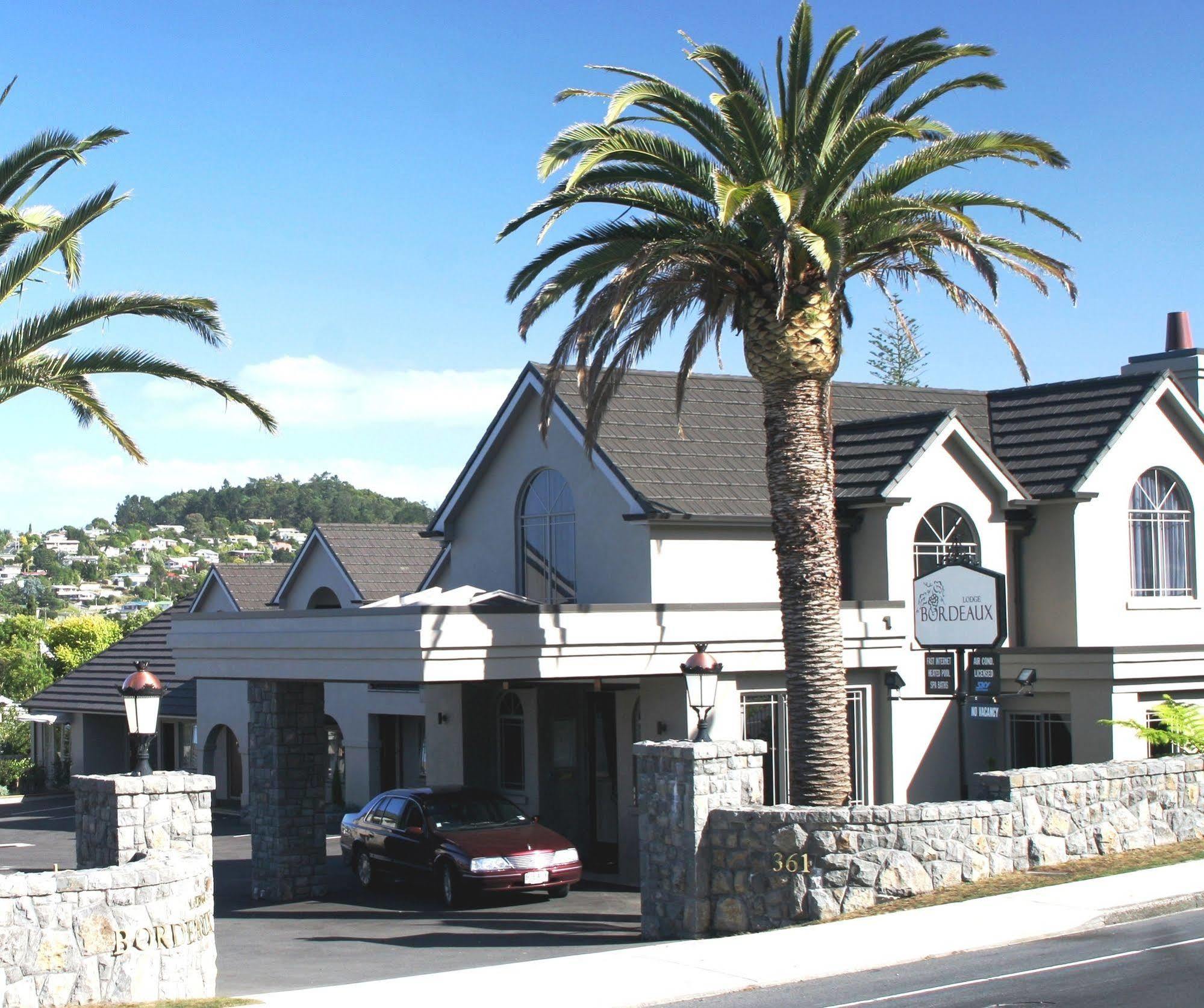 Lodge Bordeaux Whangarei Bagian luar foto