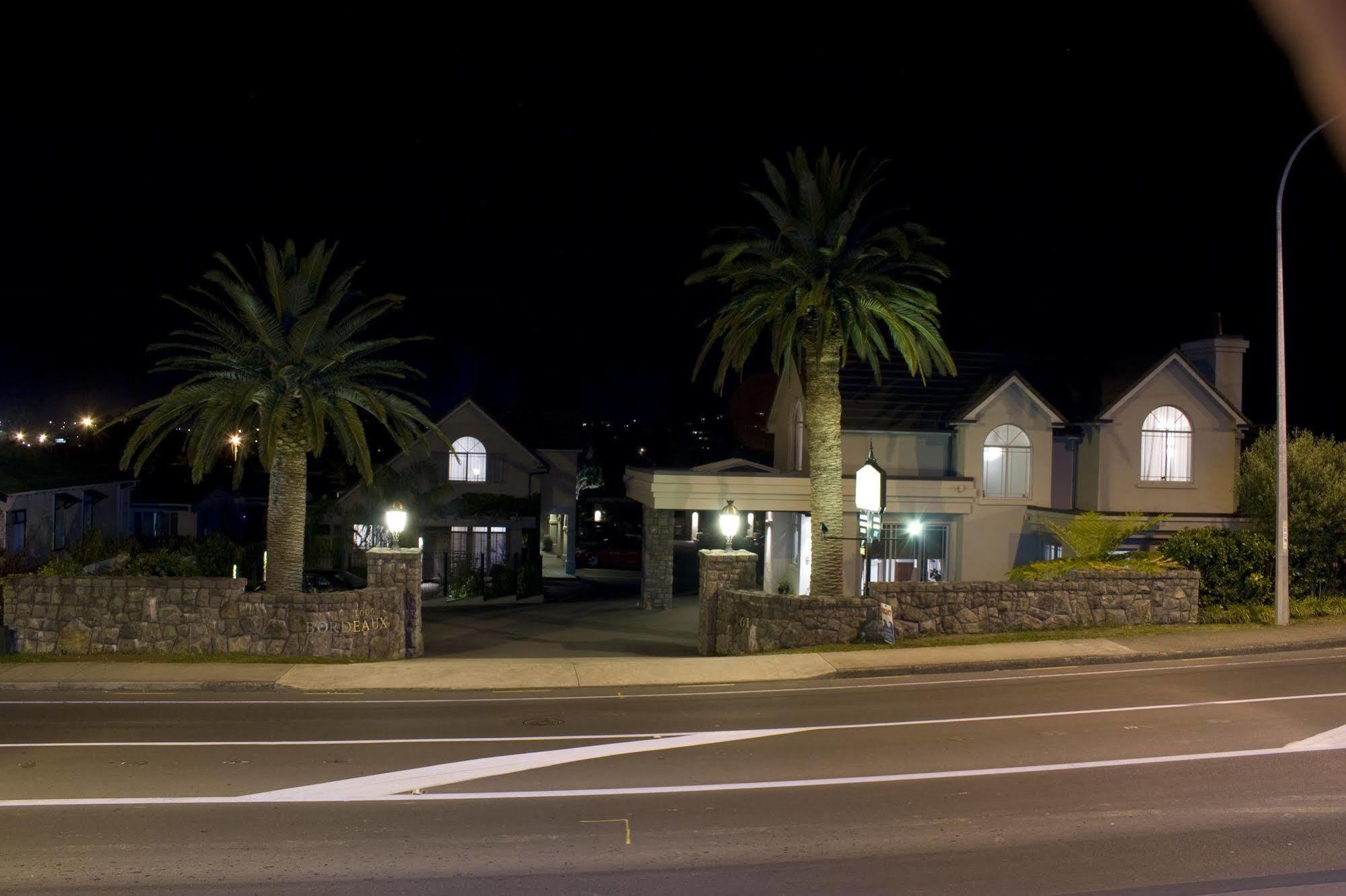 Lodge Bordeaux Whangarei Bagian luar foto