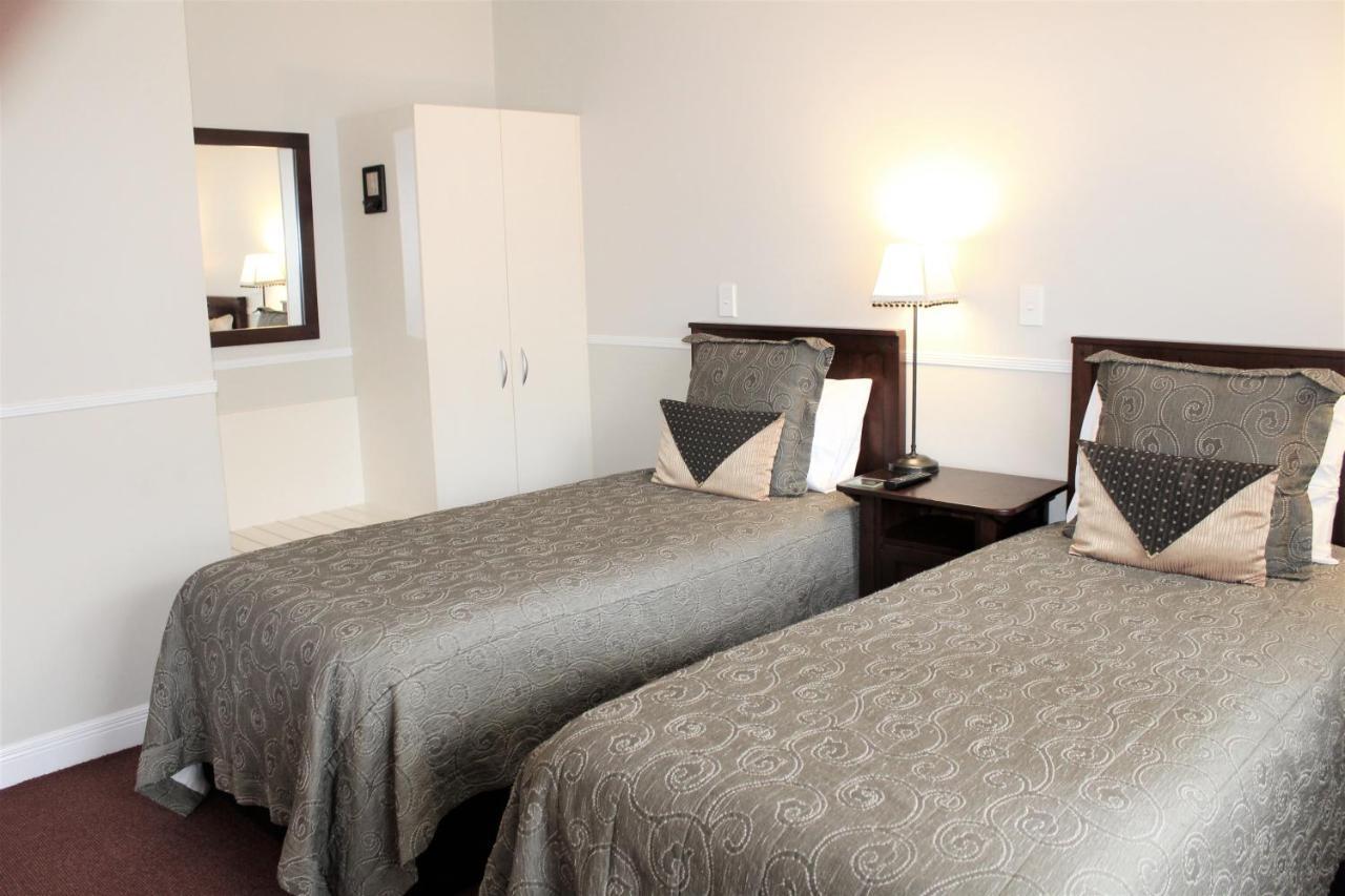 Lodge Bordeaux Whangarei Bagian luar foto
